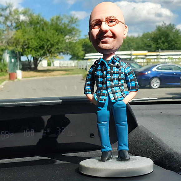 Fully Customizable 1 Person Bobblehead With Text - bestcustombobbleheads